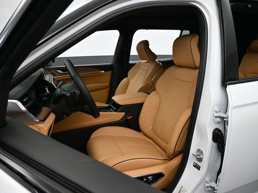 new 2026 Jeep Grand Cherokee L car, priced at $58,404
