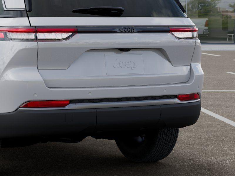 new 2026 Jeep Grand Cherokee car, priced at $38,460