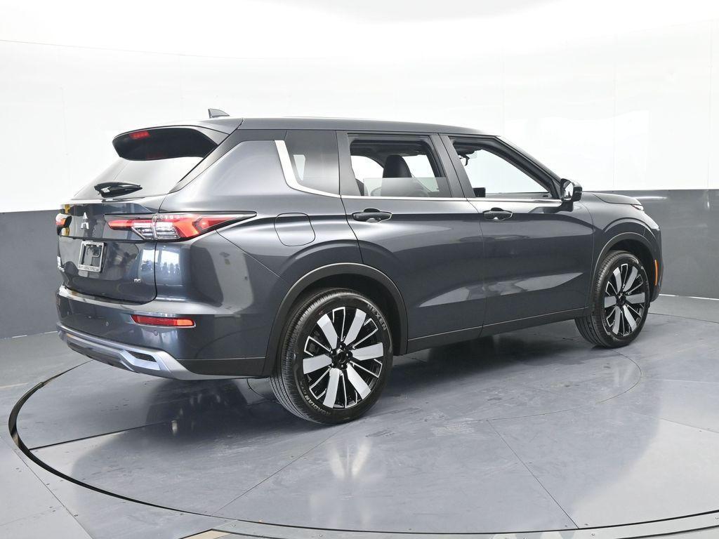 new 2026 Mitsubishi Outlander car, priced at $37,380