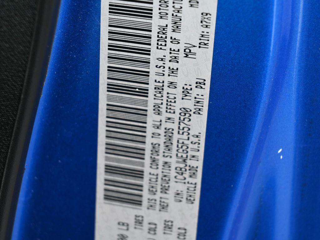 used 2015 Jeep Wrangler Unlimited car, priced at $13,995