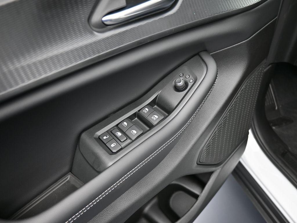 new 2025 Jeep Grand Cherokee L car