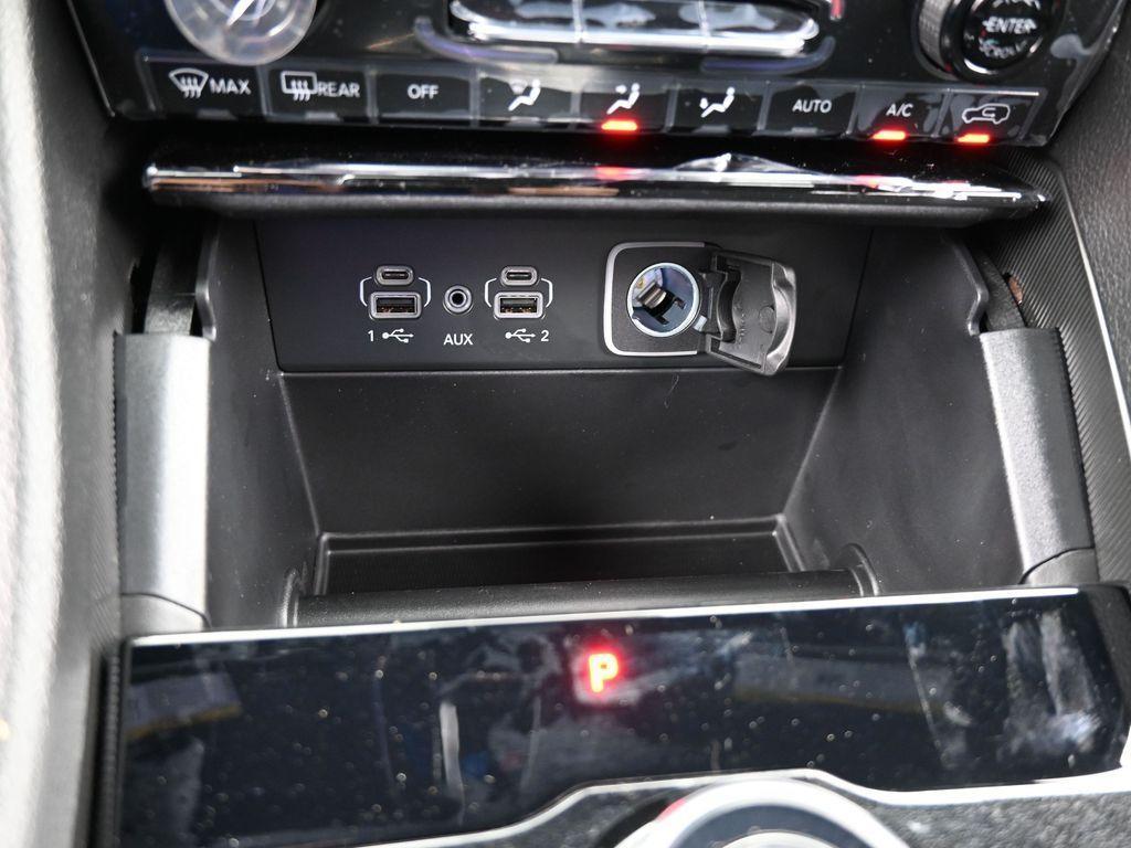 new 2025 Jeep Grand Cherokee L car