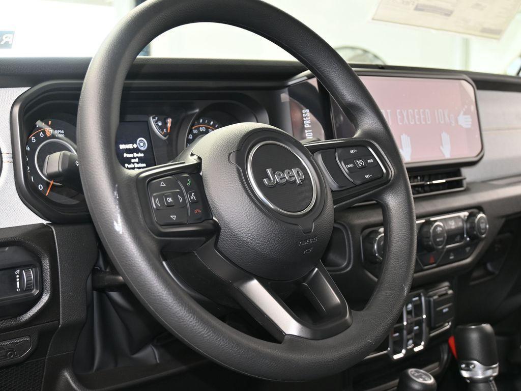 new 2026 Jeep Gladiator car, priced at $44,225