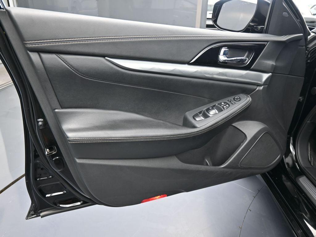 used 2020 Nissan Maxima car, priced at $13,994