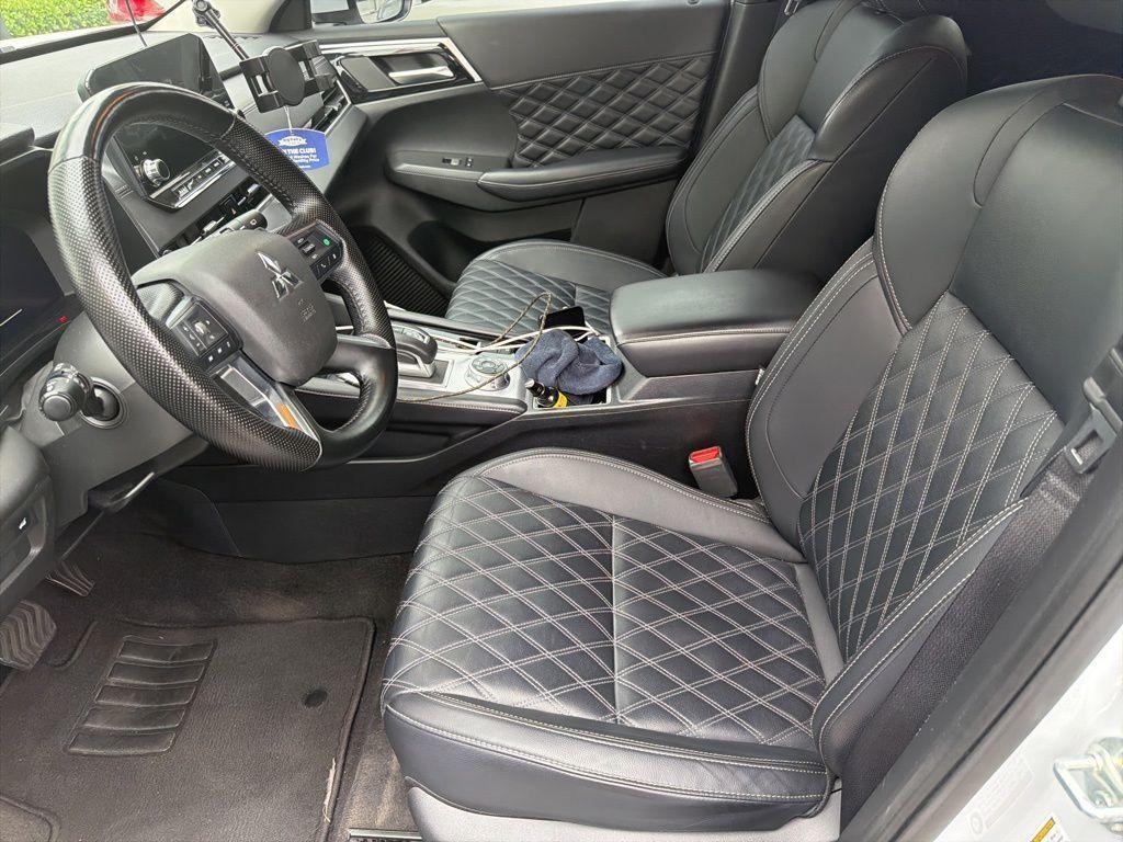 used 2024 Mitsubishi Outlander car, priced at $24,500