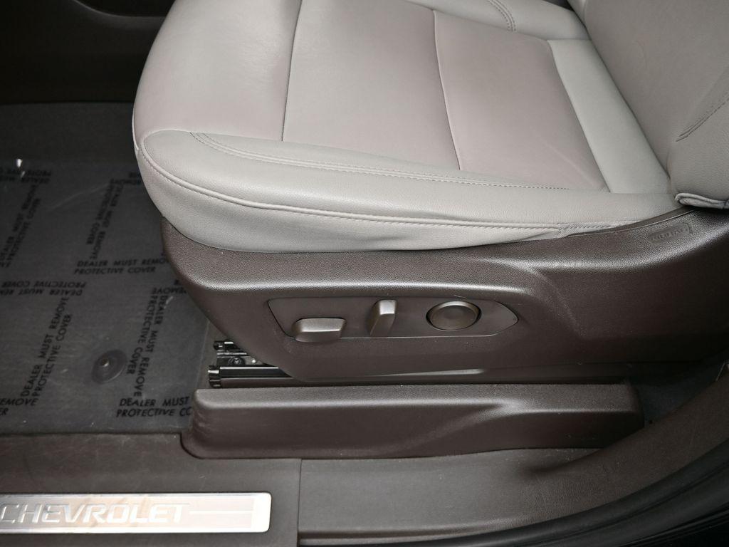 used 2023 Chevrolet Tahoe car, priced at $44,858