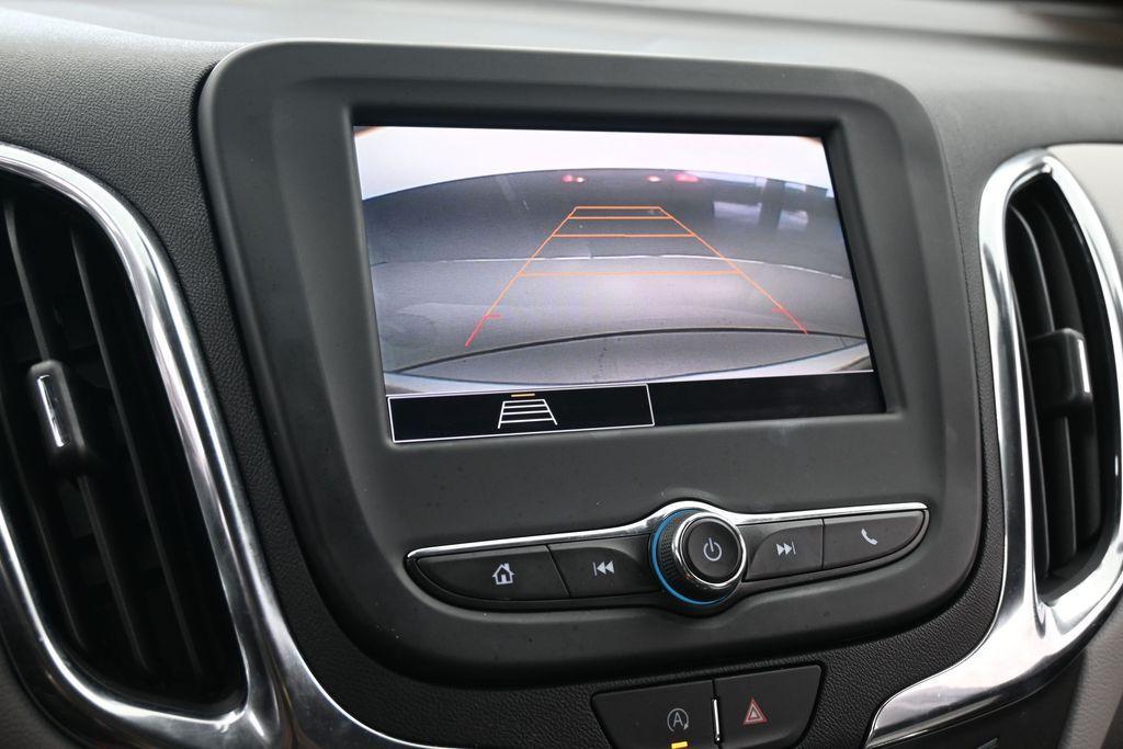 used 2024 Chevrolet Equinox car, priced at $17,990