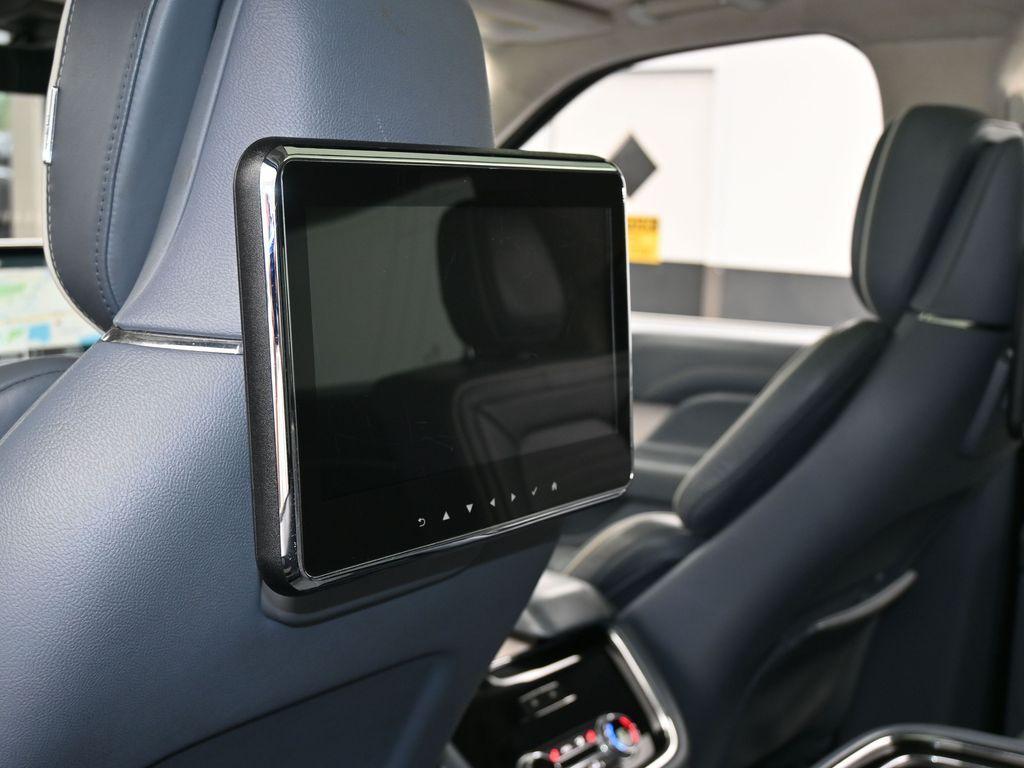 used 2019 Lincoln Navigator car, priced at $31,990