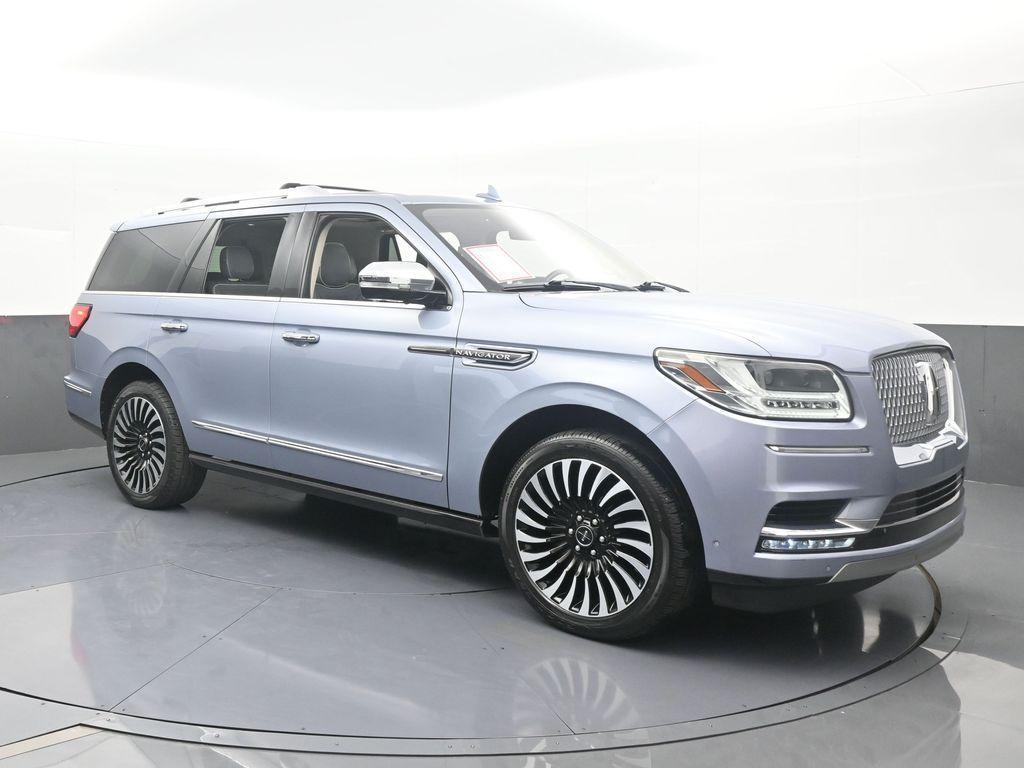 used 2019 Lincoln Navigator car, priced at $31,990