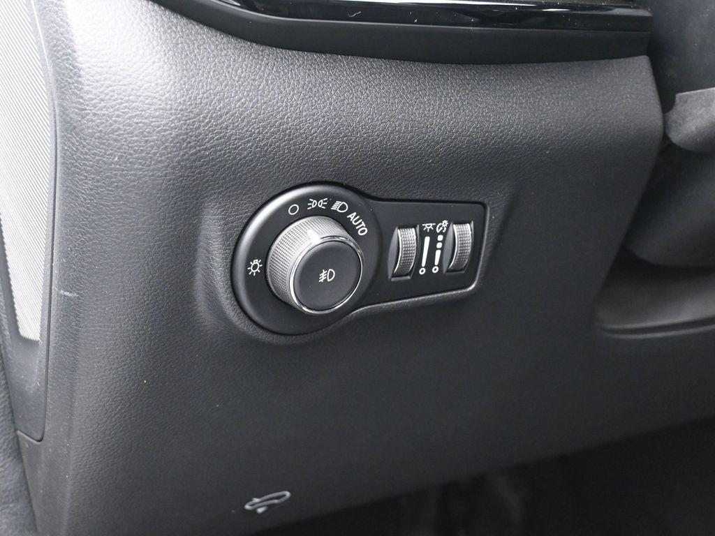 new 2026 Jeep Compass car, priced at $31,210