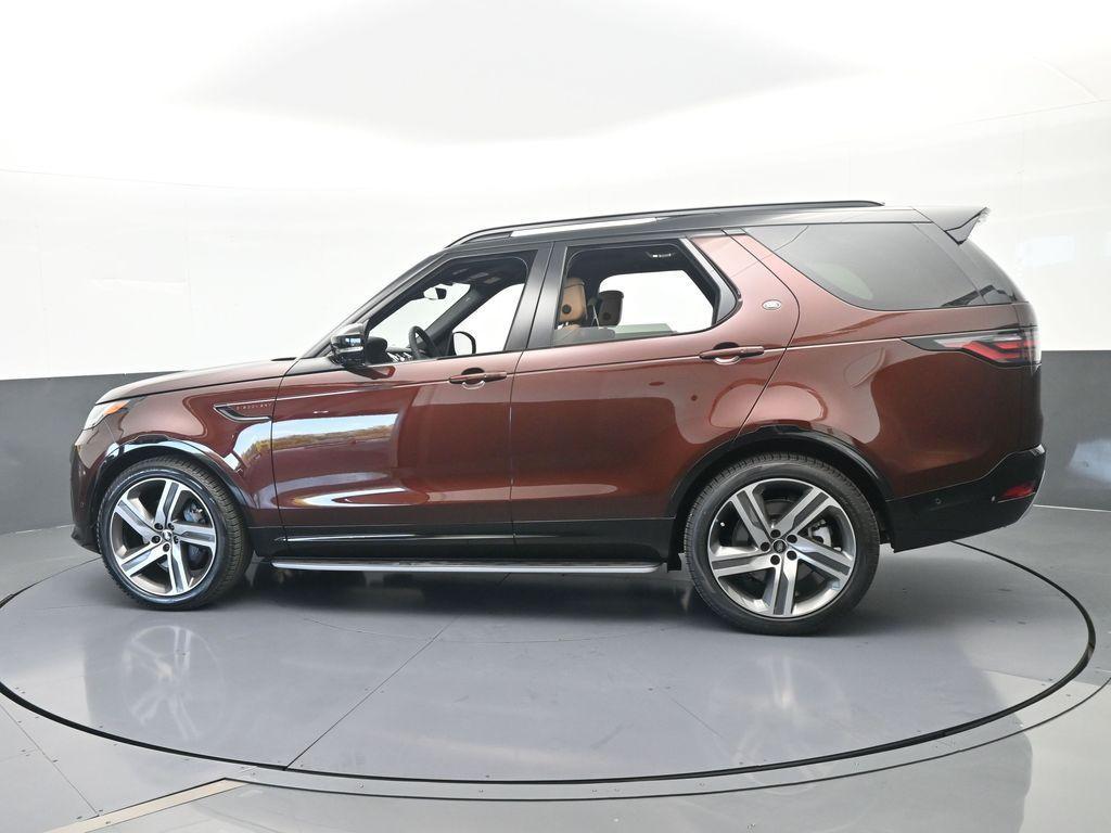 used 2026 Land Rover Discovery car, priced at $69,987