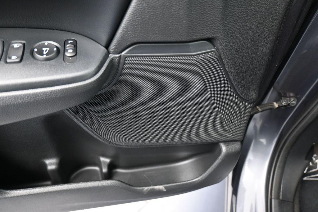 used 2022 Honda CR-V car, priced at $22,991