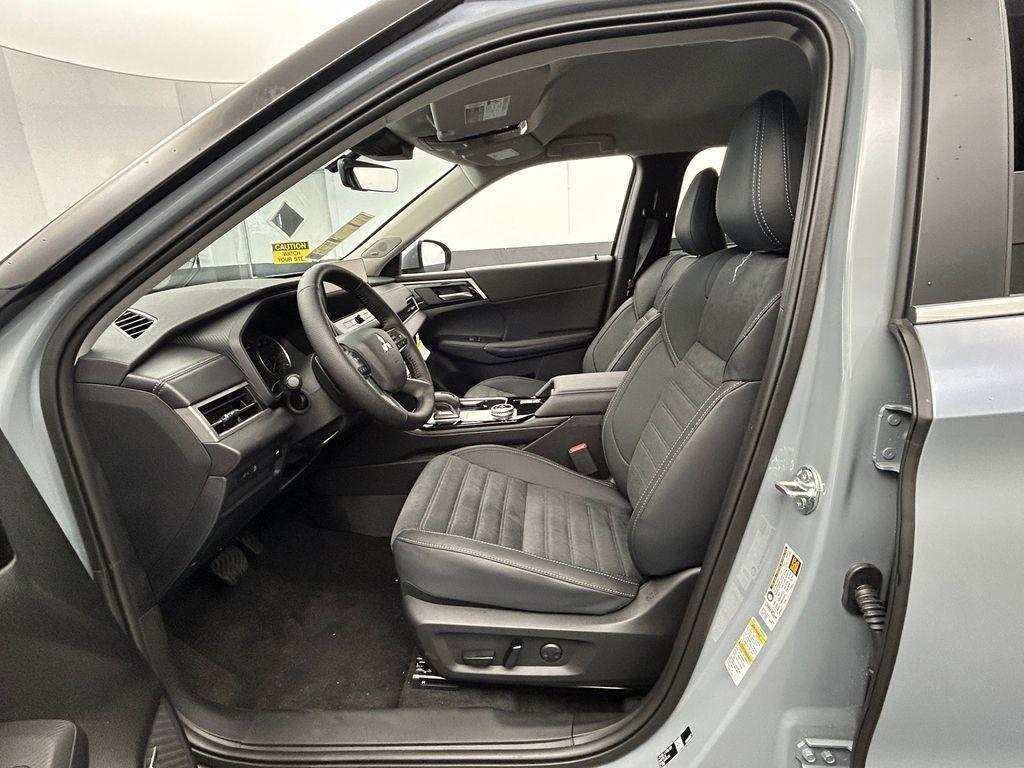 new 2026 Mitsubishi Outlander car, priced at $34,540
