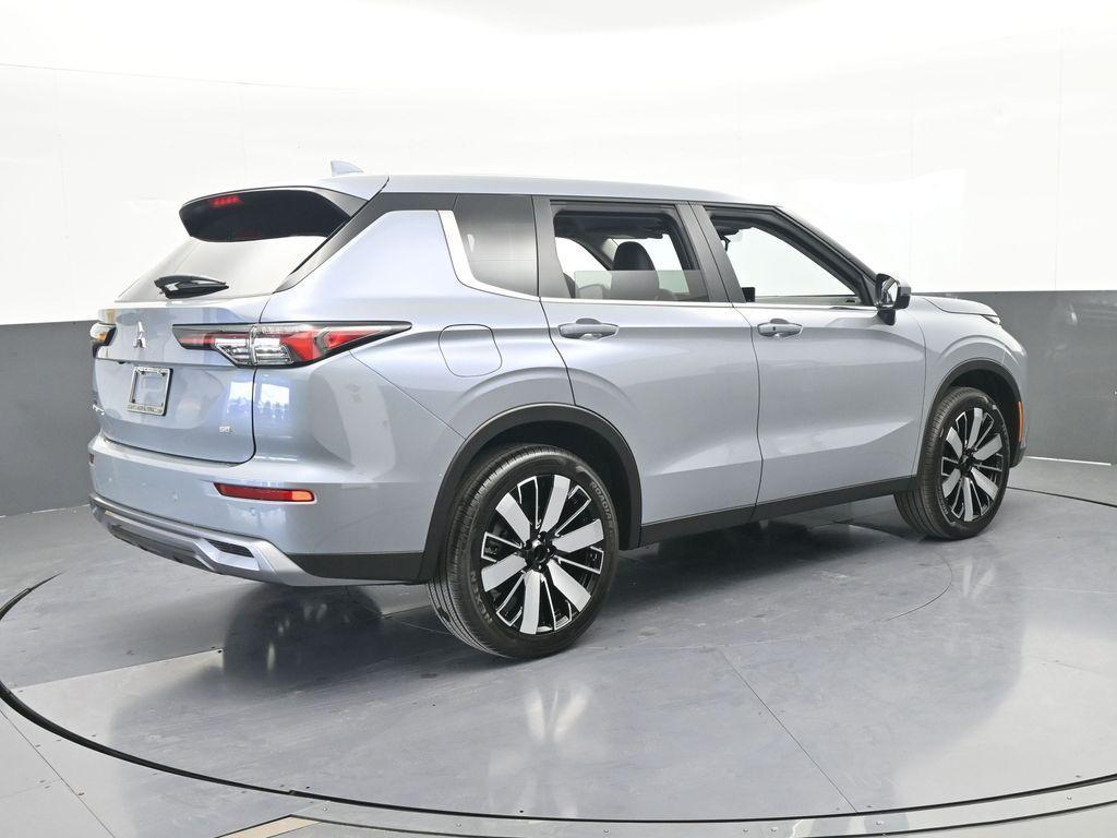 new 2026 Mitsubishi Outlander car, priced at $34,540