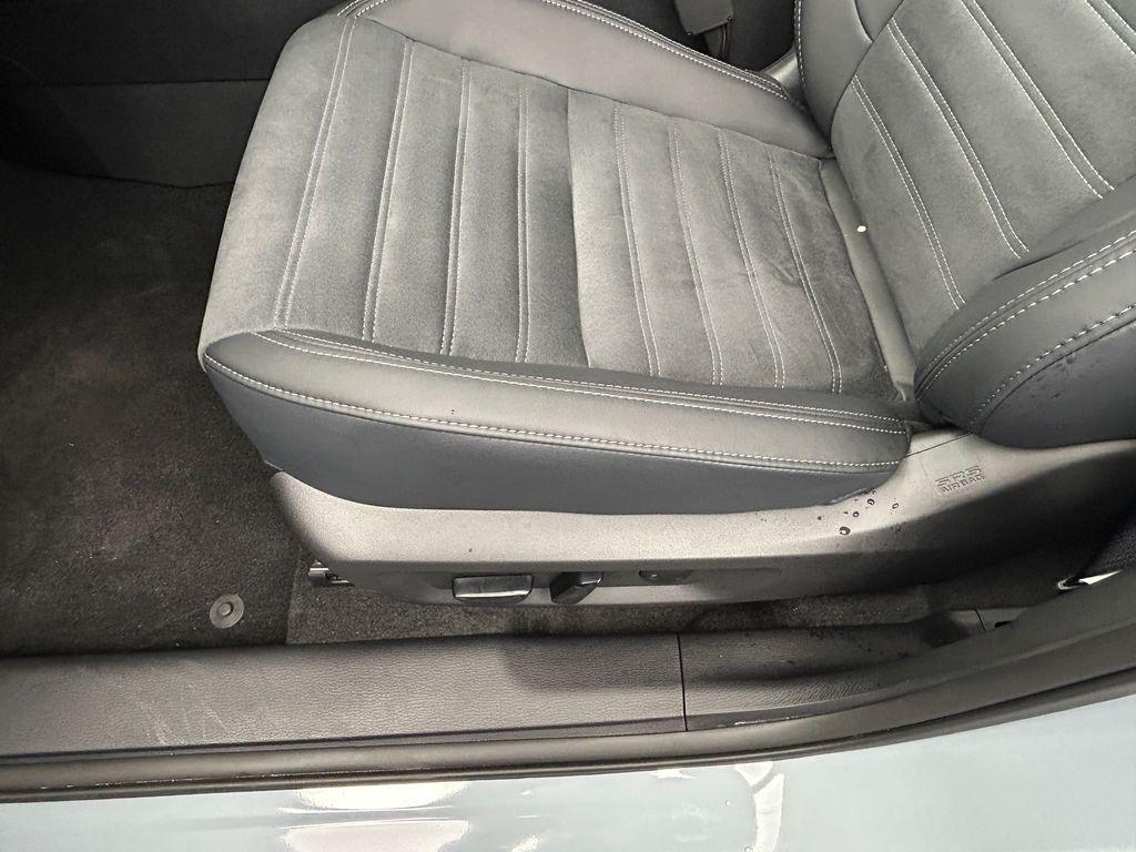 new 2025 Mitsubishi Outlander car, priced at $36,115