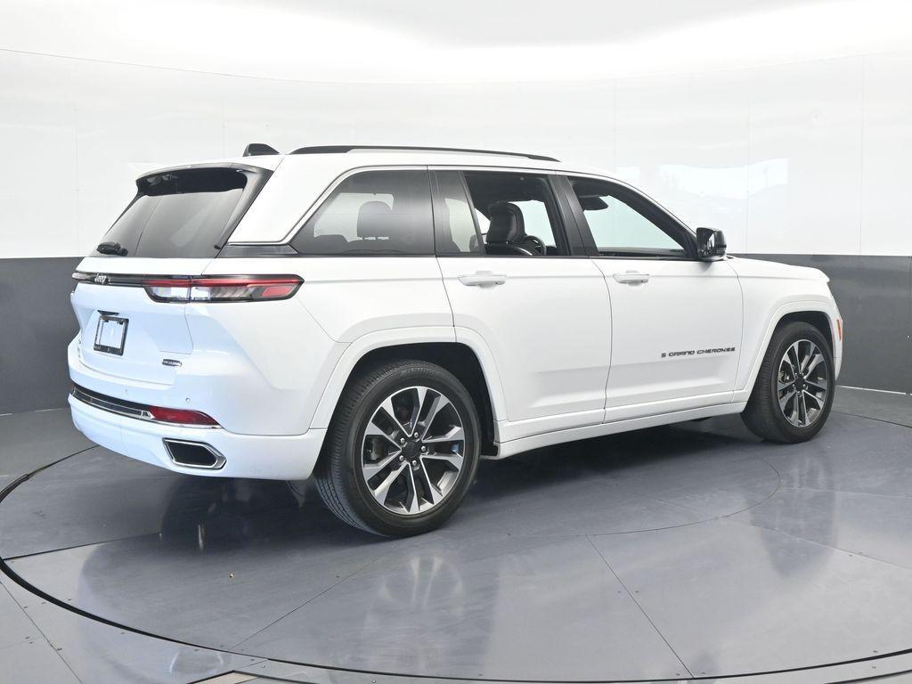 used 2024 Jeep Grand Cherokee car, priced at $40,999