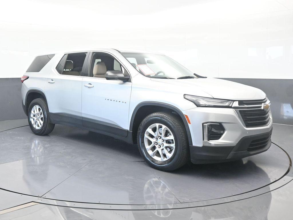used 2022 Chevrolet Traverse car, priced at $20,991