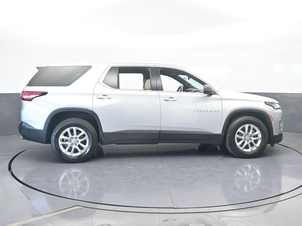 used 2022 Chevrolet Traverse car, priced at $20,991
