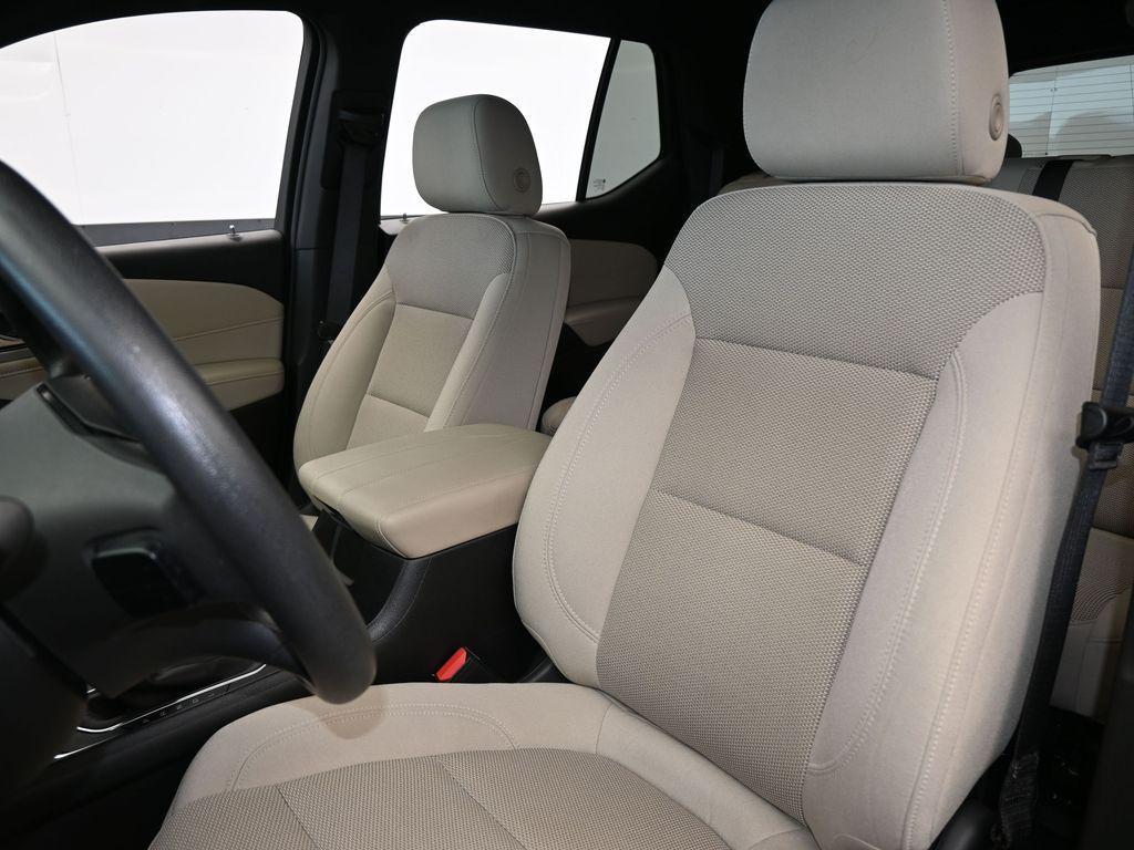 used 2022 Chevrolet Traverse car, priced at $20,991