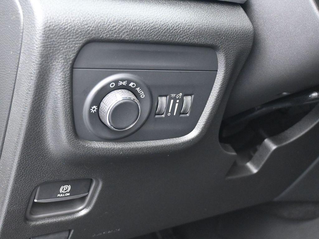 new 2025 Jeep Grand Cherokee car