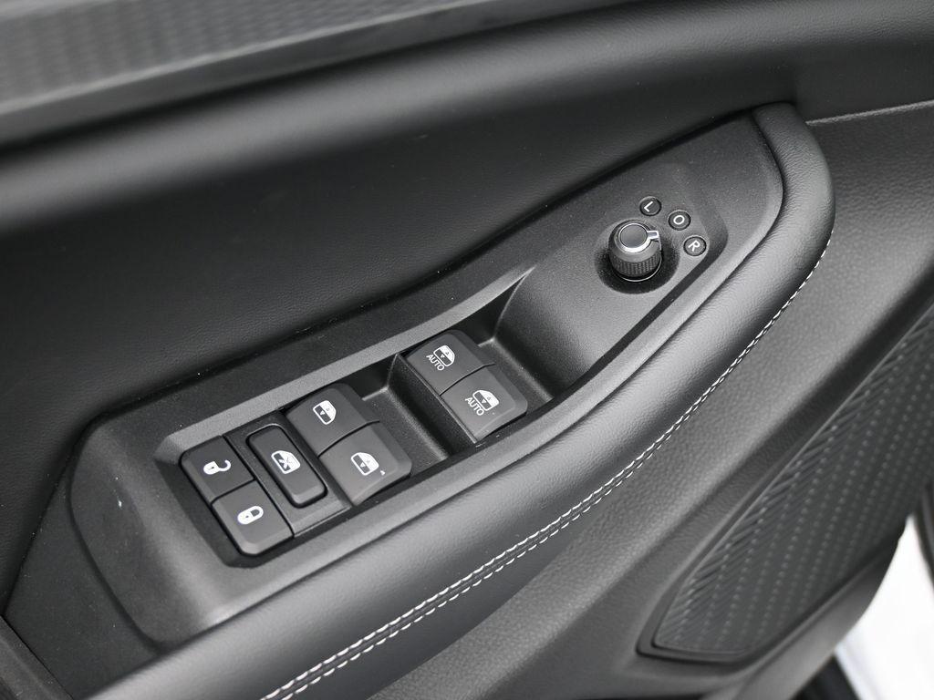 new 2025 Jeep Grand Cherokee car