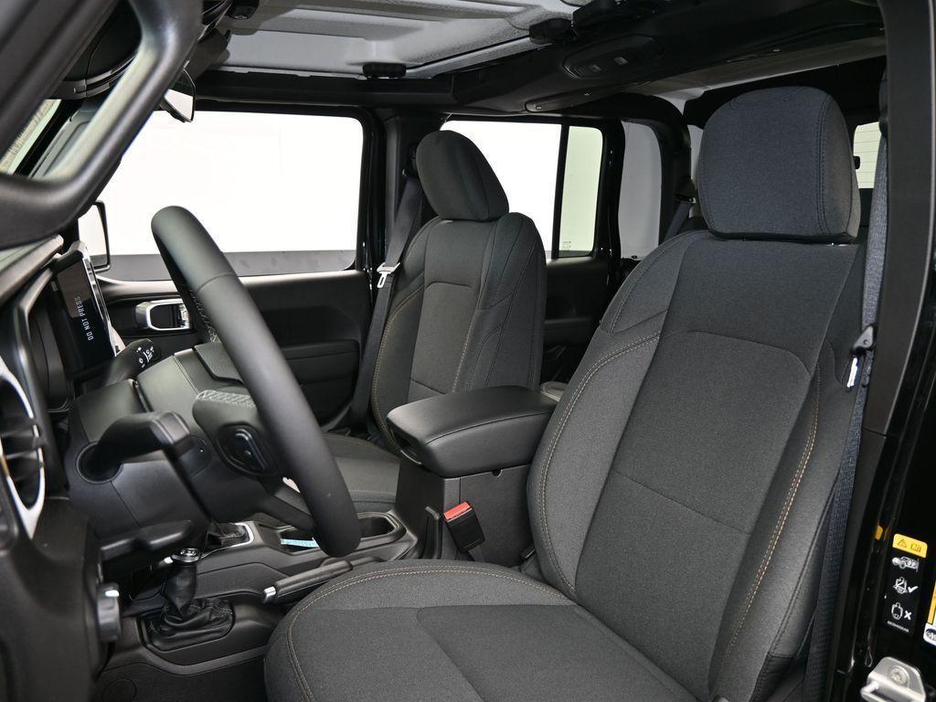 new 2026 Jeep Gladiator car, priced at $49,605