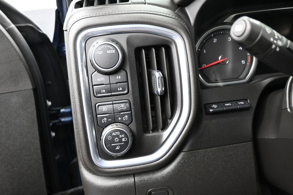 used 2022 Chevrolet Silverado 2500 car, priced at $49,991