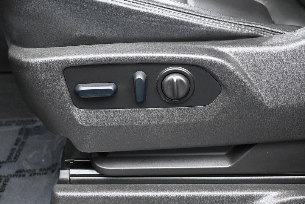 used 2022 Chevrolet Silverado 2500 car, priced at $49,991