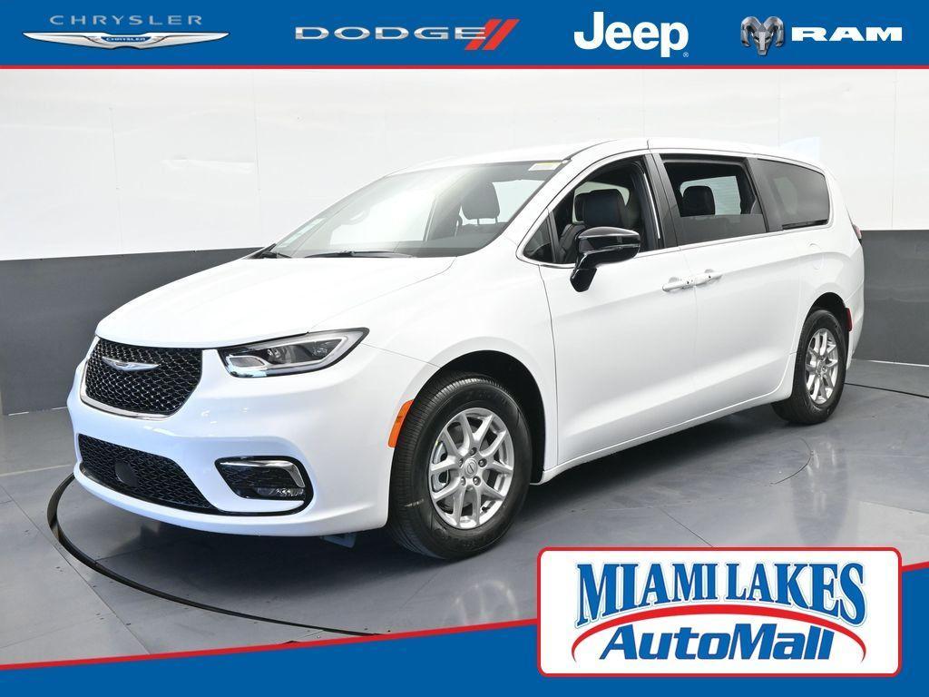 new 2026 Chrysler Pacifica car, priced at $42,665