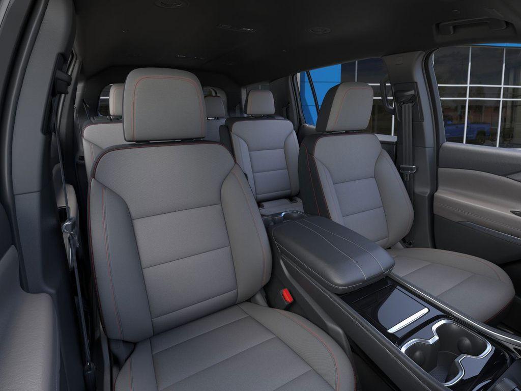 new 2026 Chevrolet Traverse car, priced at $38,295