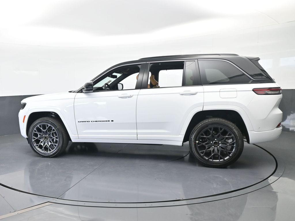 new 2026 Jeep Grand Cherokee car, priced at $64,215