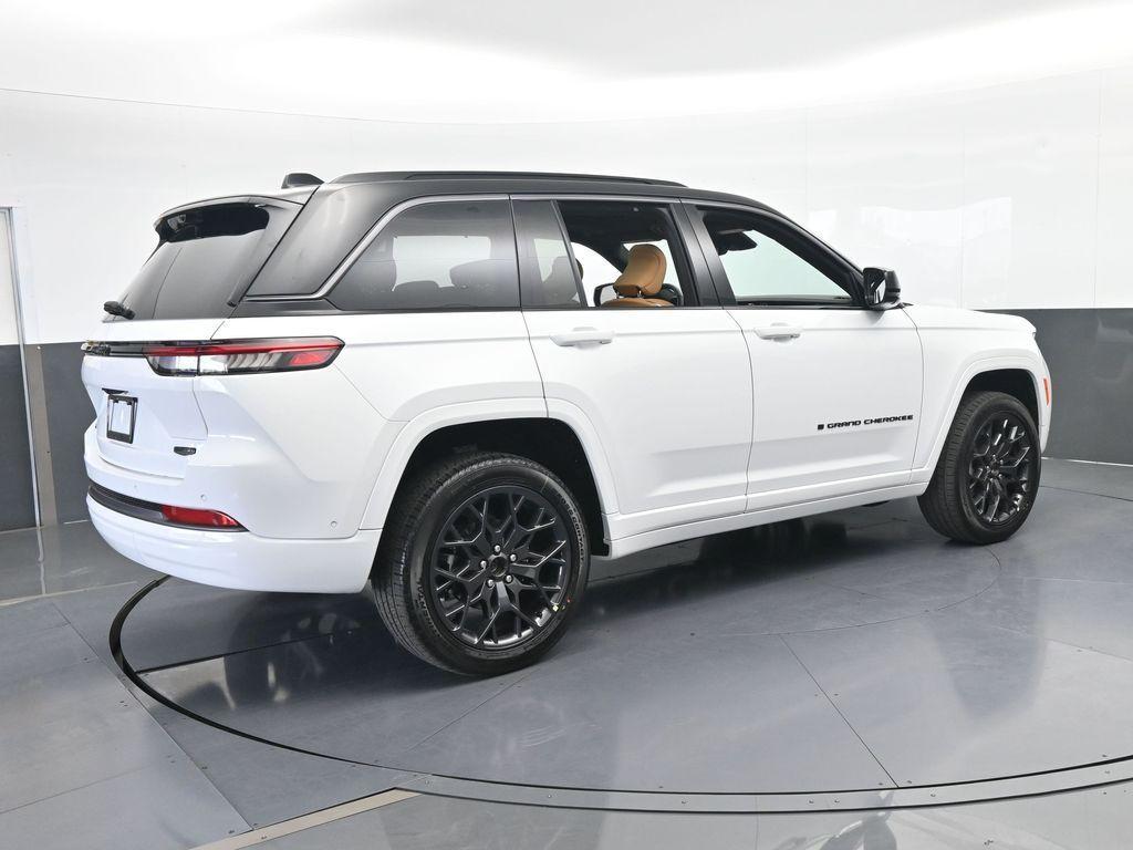 new 2026 Jeep Grand Cherokee car, priced at $64,215