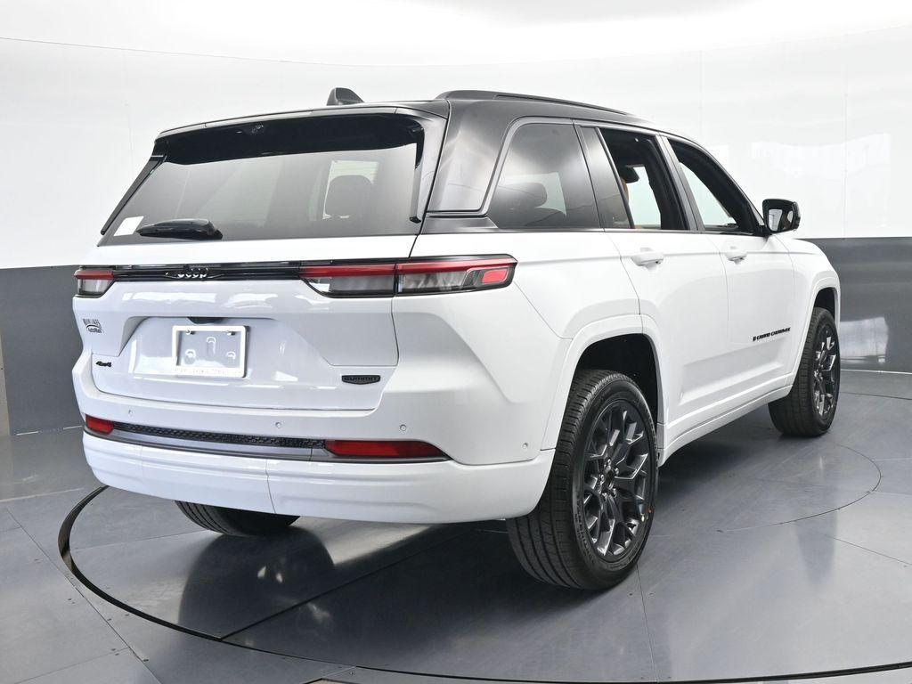 new 2026 Jeep Grand Cherokee car, priced at $64,215