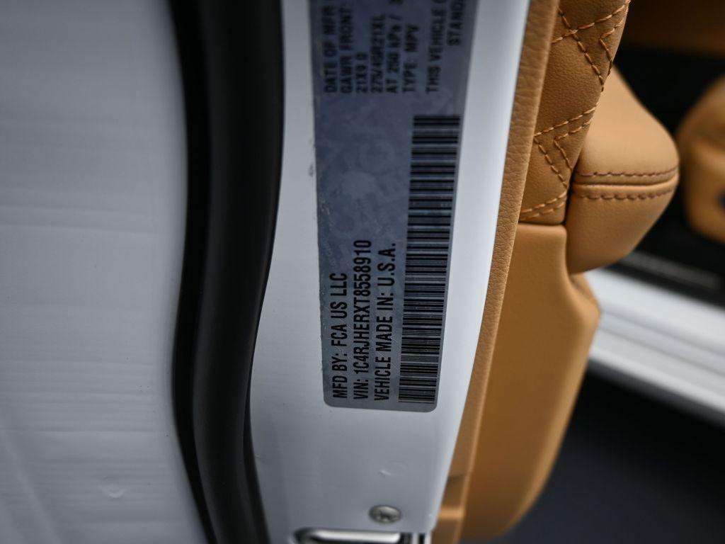 new 2026 Jeep Grand Cherokee car, priced at $64,215