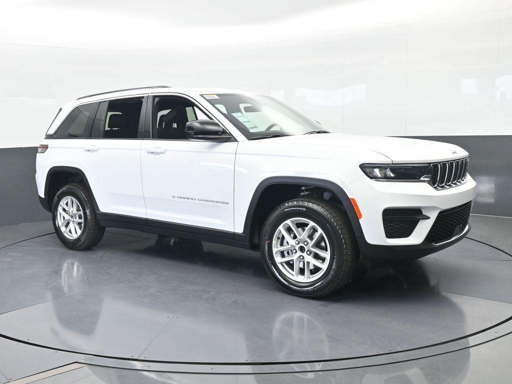 new 2026 Jeep Grand Cherokee car, priced at $37,763