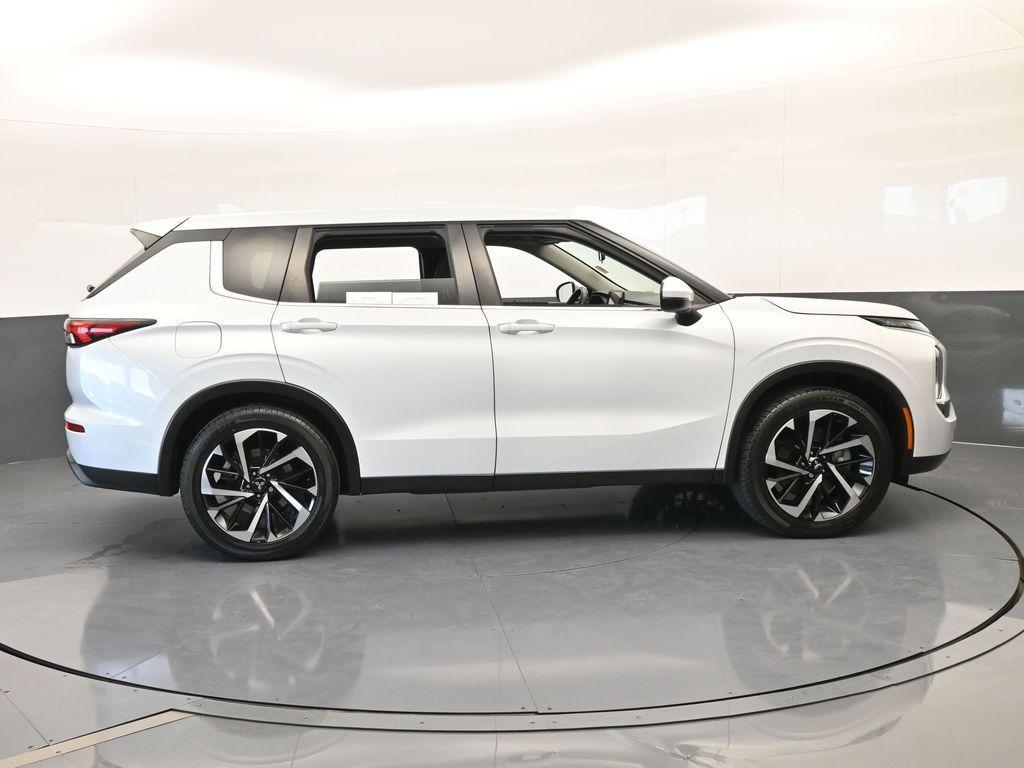 used 2022 Mitsubishi Outlander car, priced at $15,991