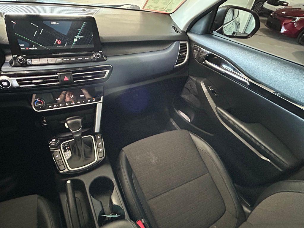 used 2022 Kia Seltos car, priced at $17,367