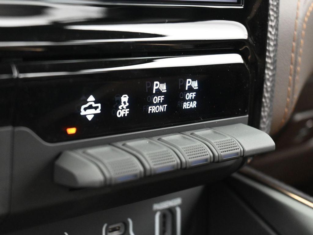 new 2025 Ram 1500 car, priced at $66,056