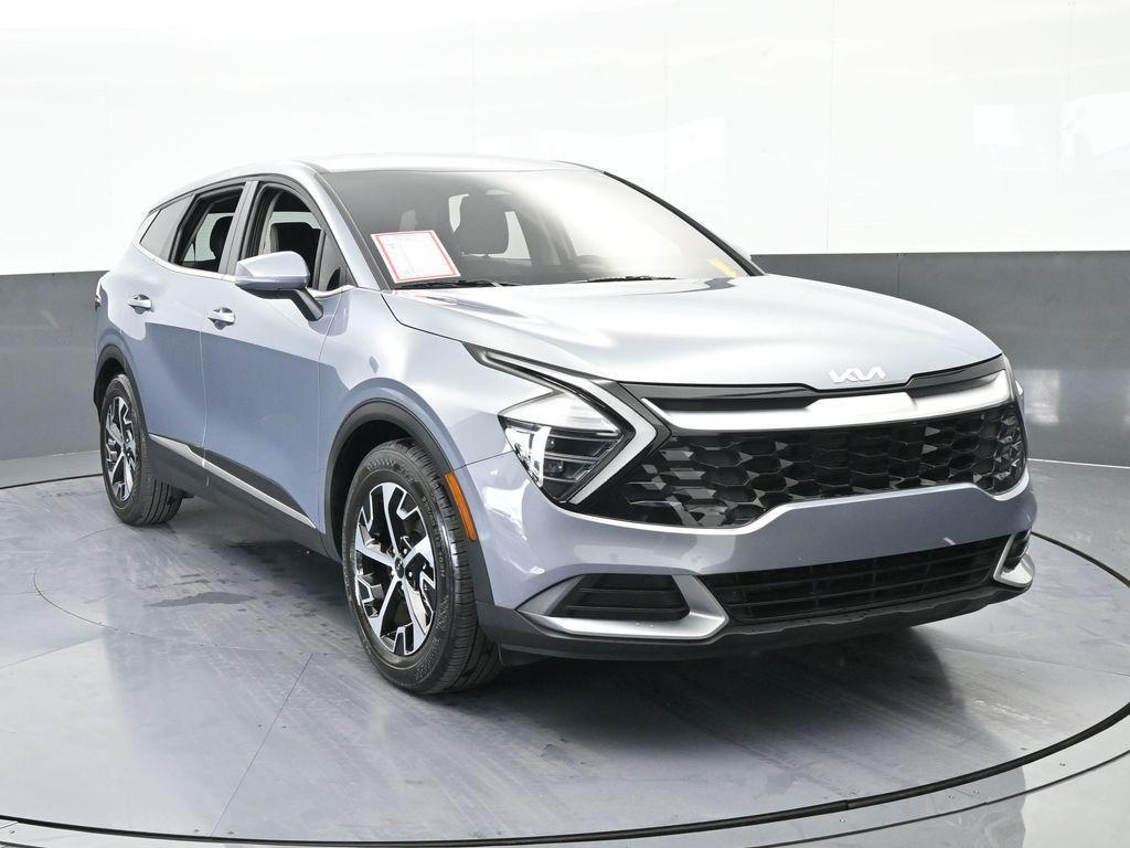 used 2025 Kia Sportage car, priced at $23,999