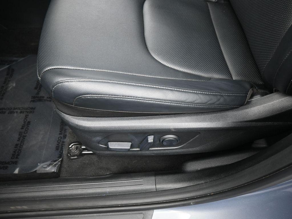 used 2025 Kia Sportage car, priced at $23,999