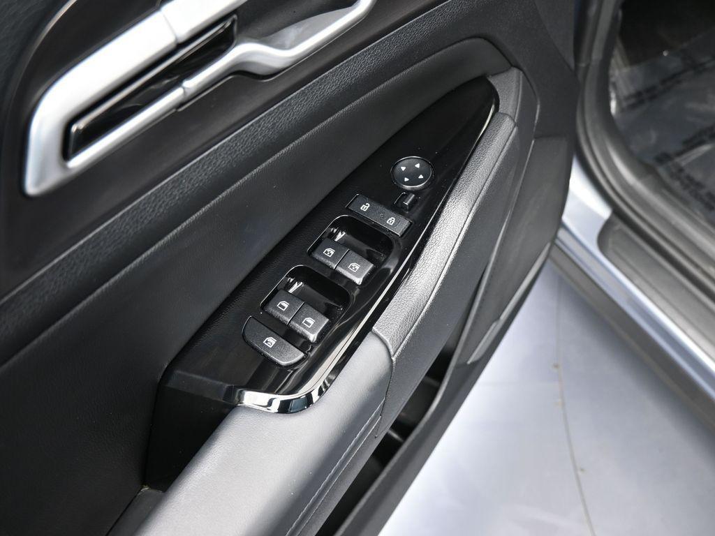 used 2025 Kia Sportage car, priced at $23,999