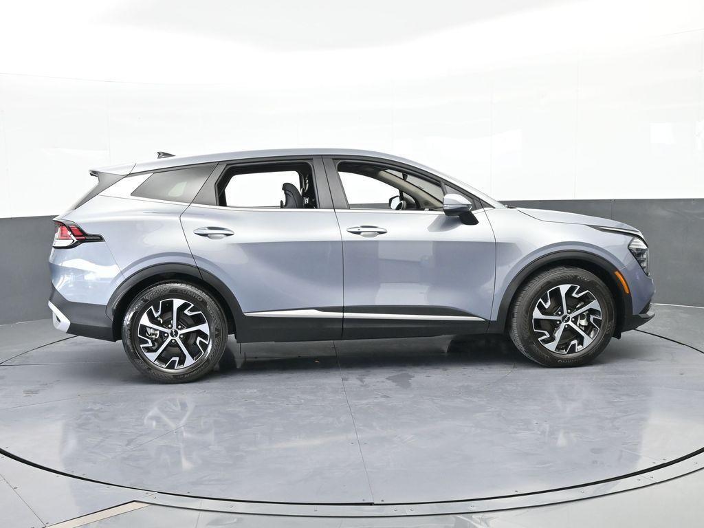 used 2025 Kia Sportage car, priced at $23,999