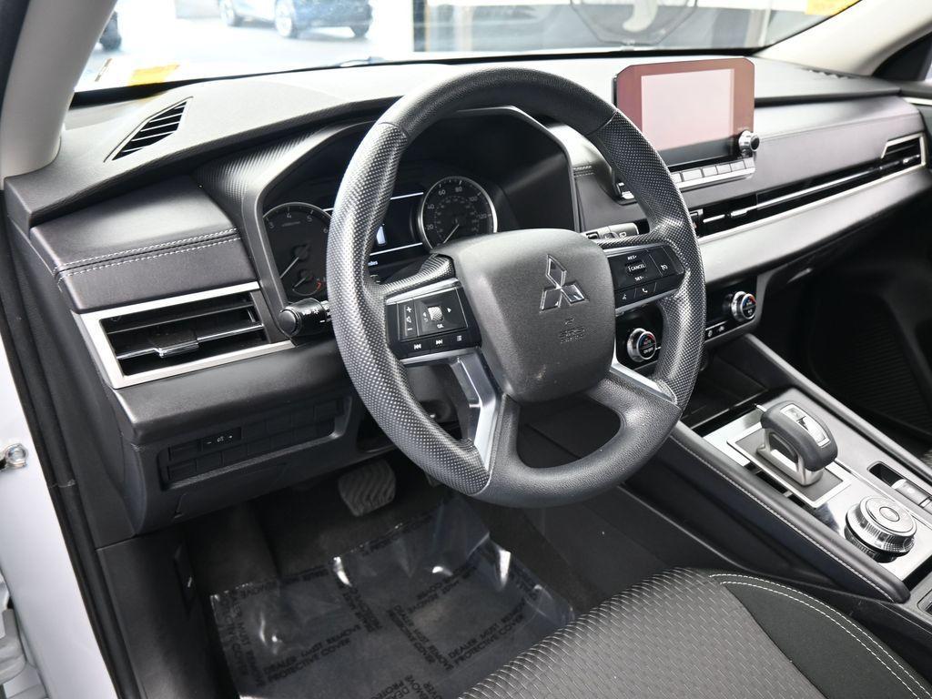 used 2023 Mitsubishi Outlander car, priced at $19,991