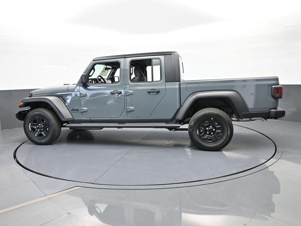 new 2026 Jeep Gladiator car, priced at $36,511