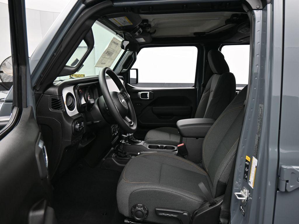 new 2026 Jeep Gladiator car, priced at $36,511