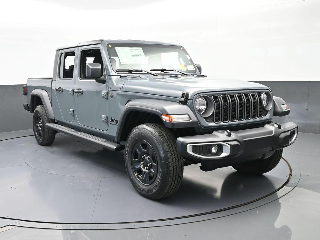 new 2026 Jeep Gladiator car, priced at $36,511
