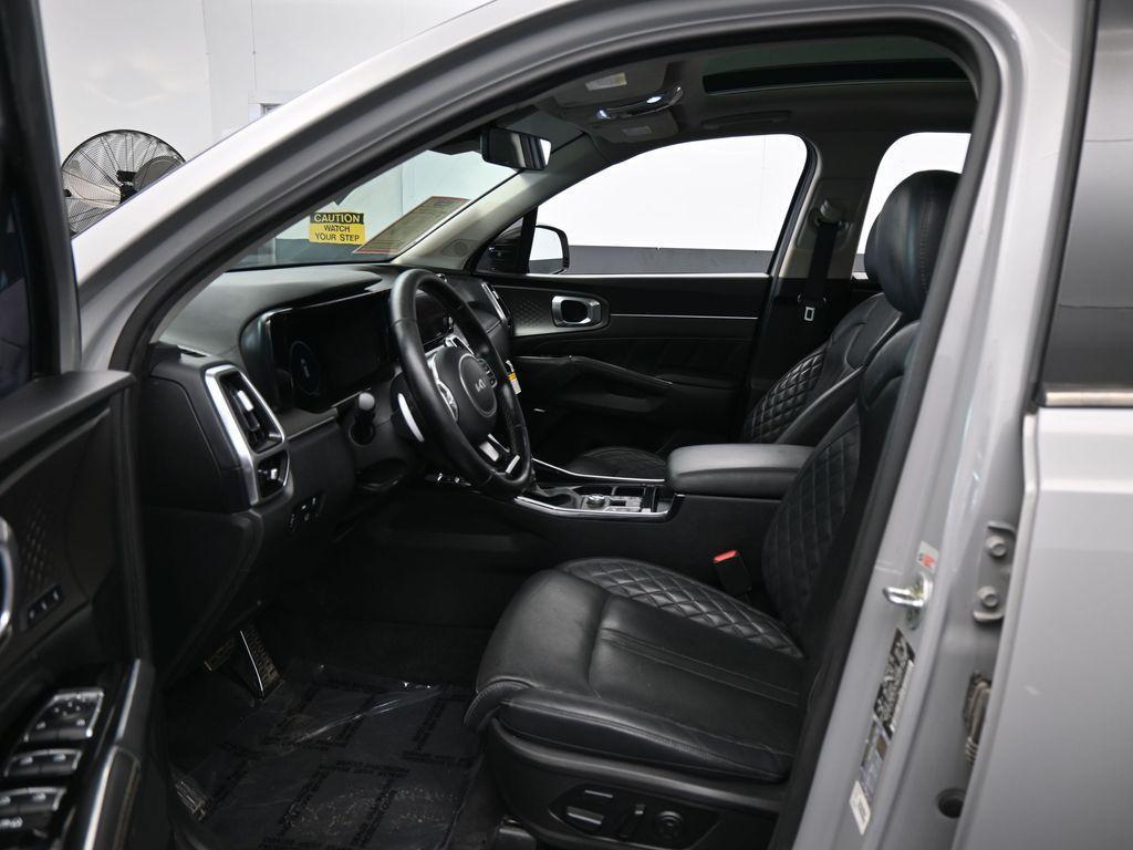 used 2022 Kia Sorento car, priced at $23,991