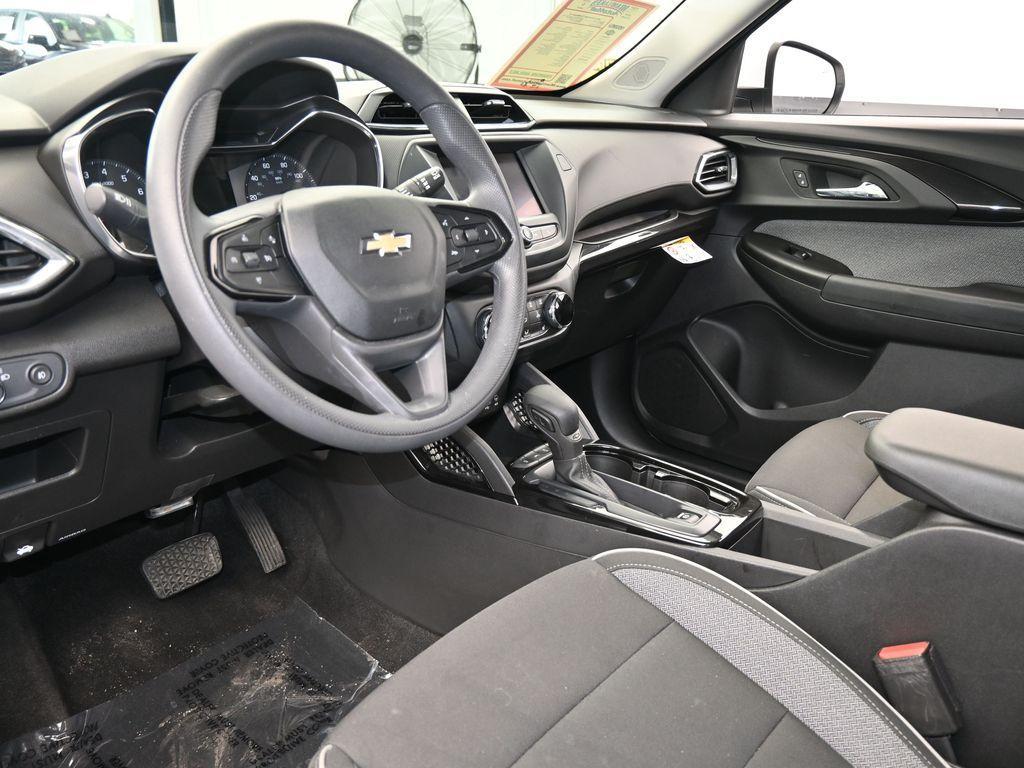 used 2022 Chevrolet TrailBlazer car, priced at $17,733