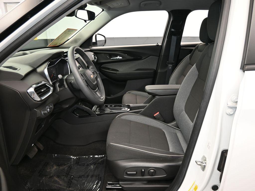 used 2022 Chevrolet TrailBlazer car, priced at $17,733