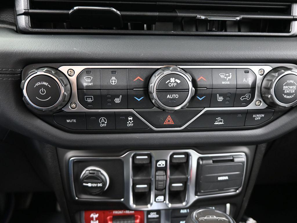 new 2026 Jeep Gladiator car, priced at $60,350